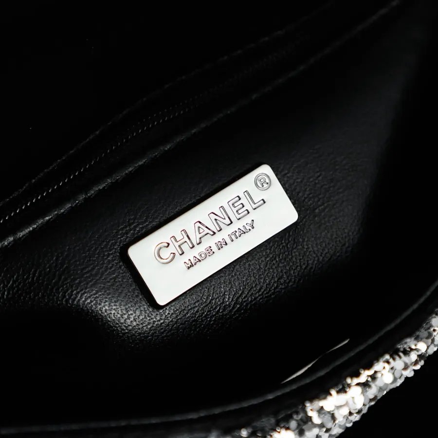 chanel_as4298_detail_04.jpg