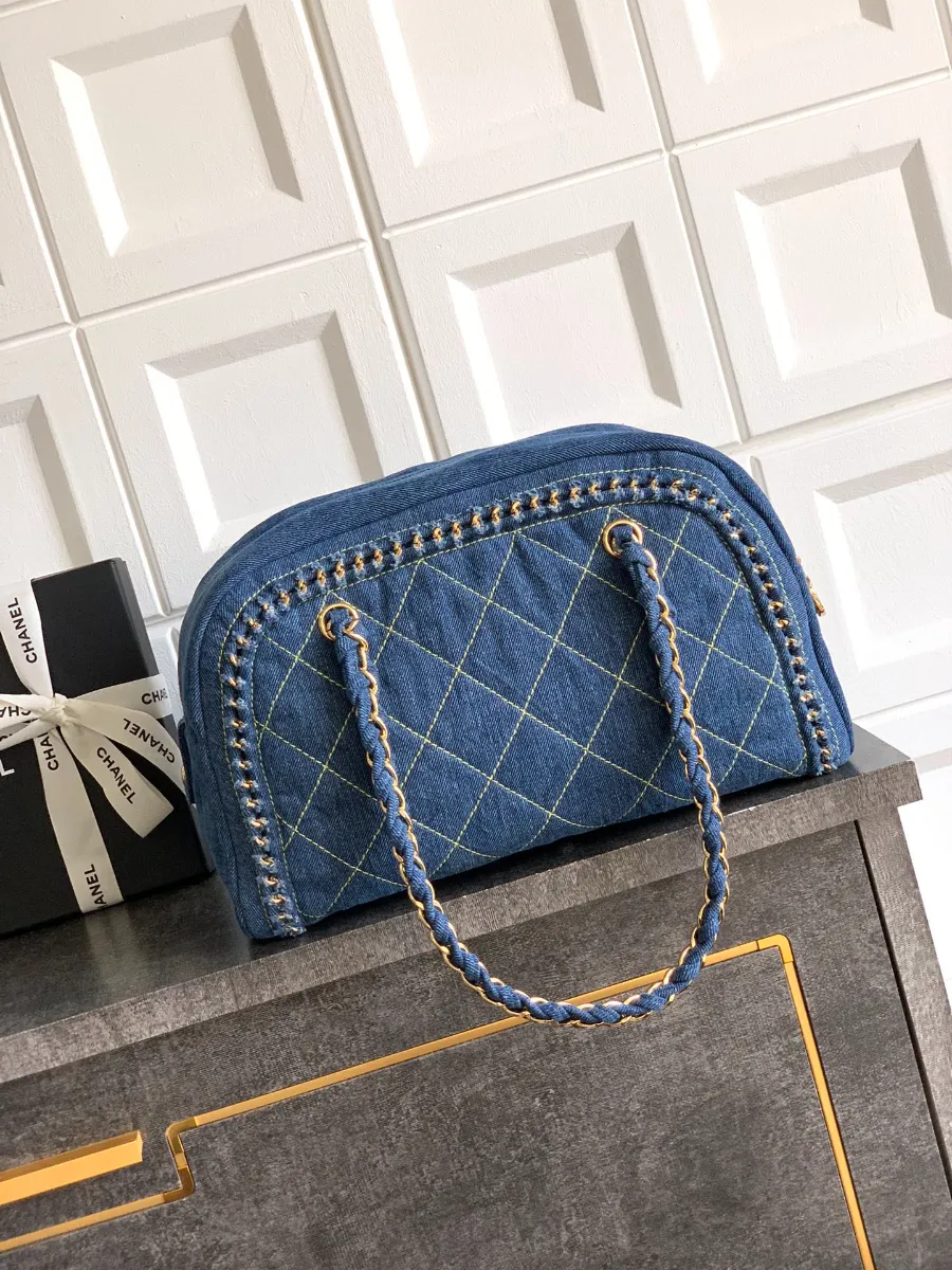 chanel_denim_bostonbag_2240000601656_back.jpg