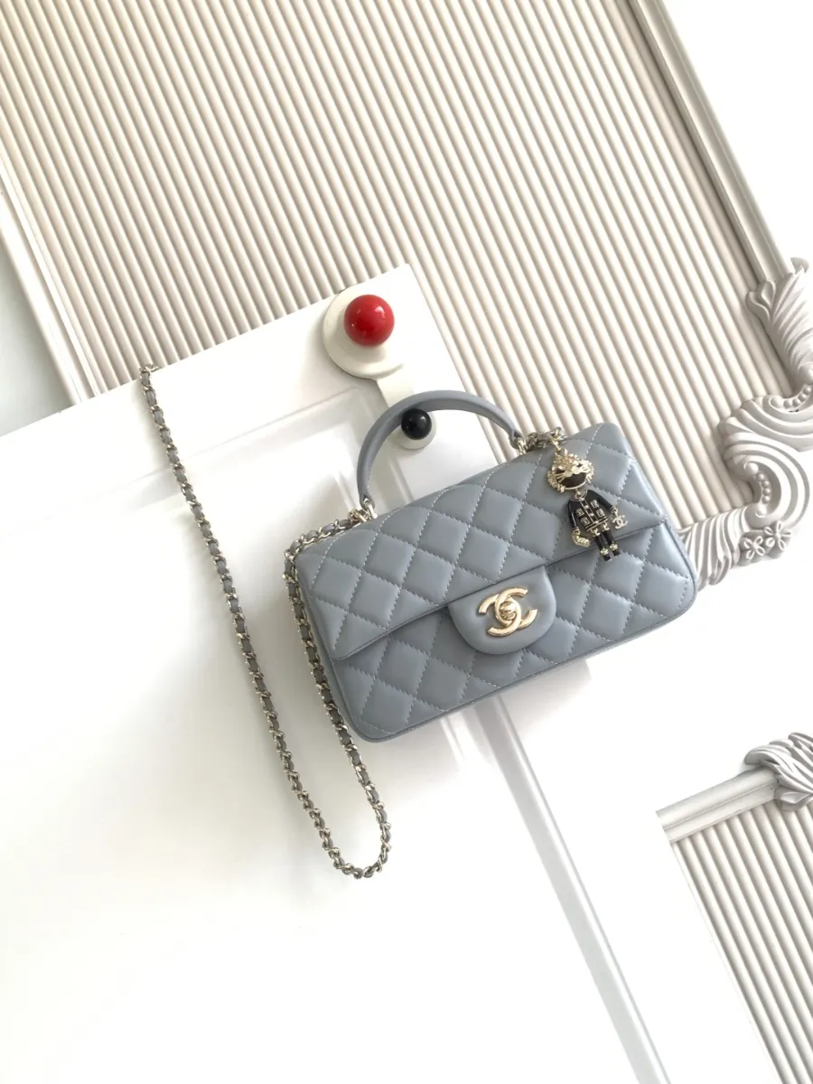 chanel_latest_mini_grained_lambskin_20bag_as2431_detail_01.jpg