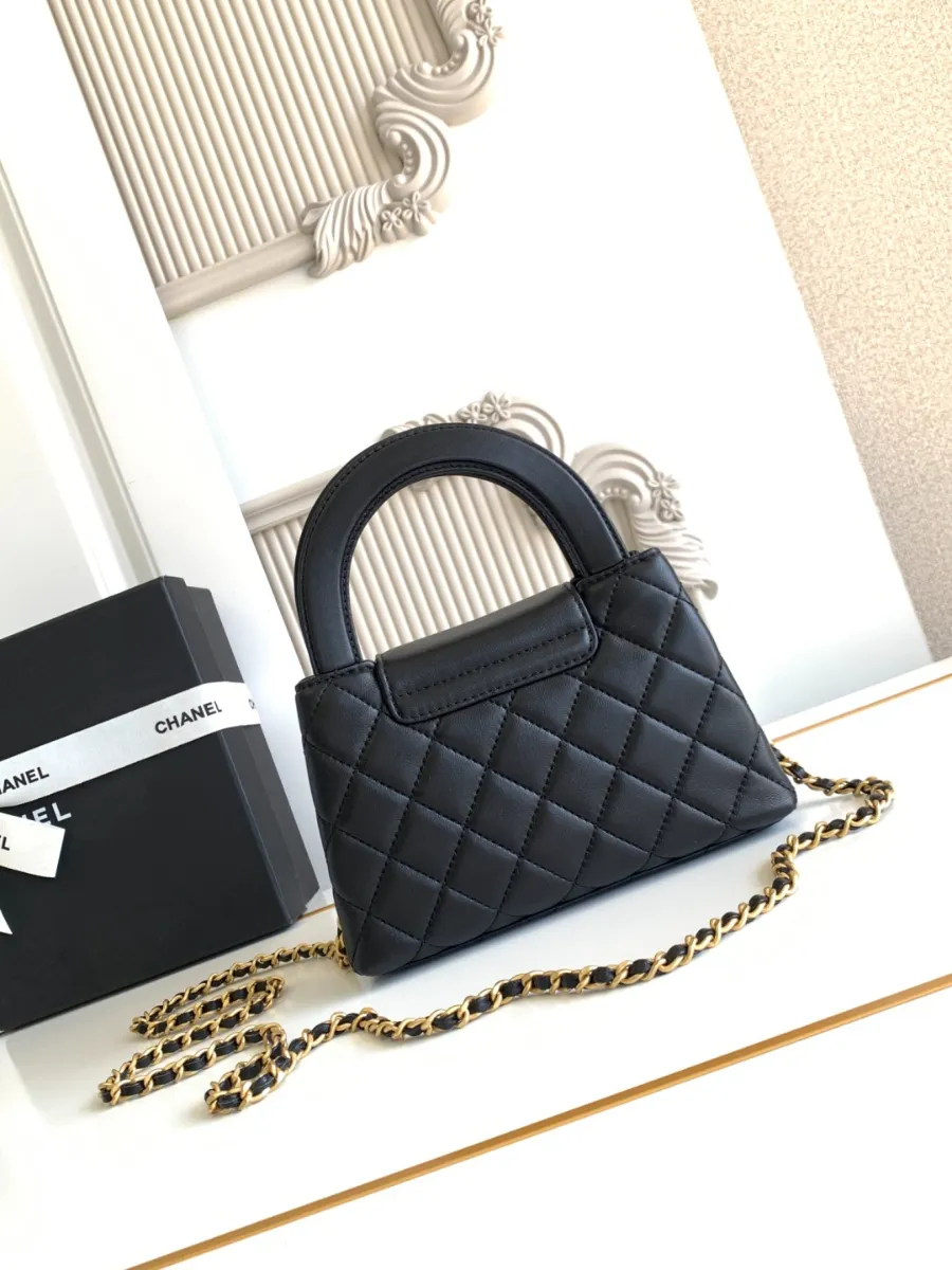 chanel_lambskin_kellybag_as4416_back.jpg
