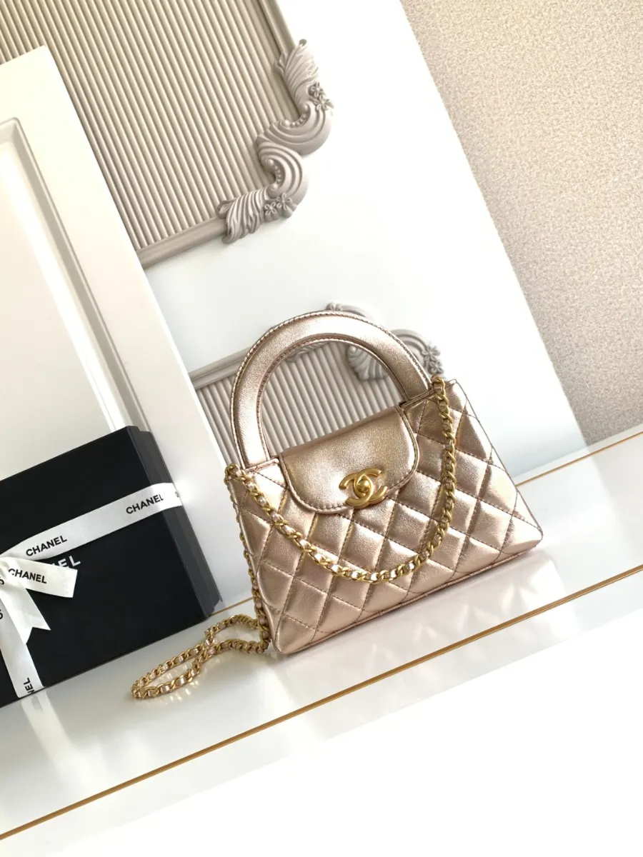 chanel_lambskin_kellybag_as4416_front.jpg