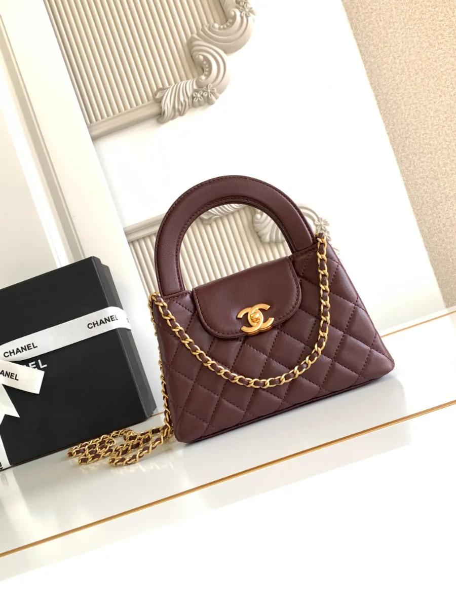 chanel_lambskin_kellybag_as4416_front.jpg