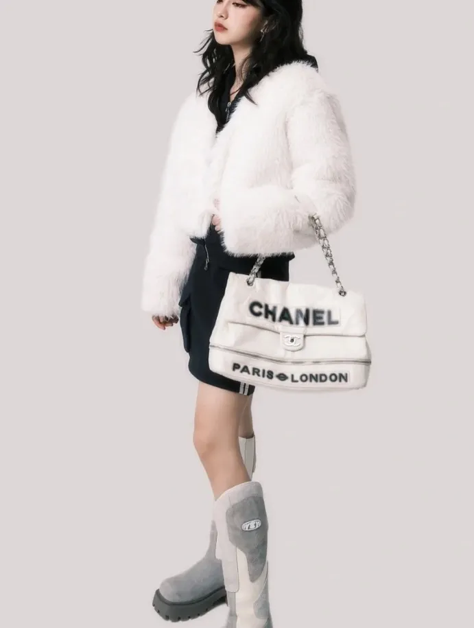 chanel_vintage_paris-london_flap-bag_9902_detail_05.jpg