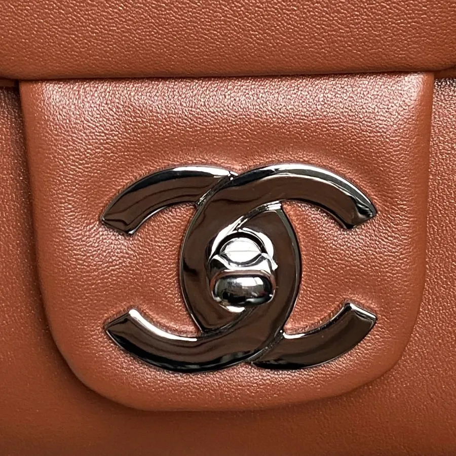 chanel_vintage_paris-london_flap-bag_9902_inside.jpg